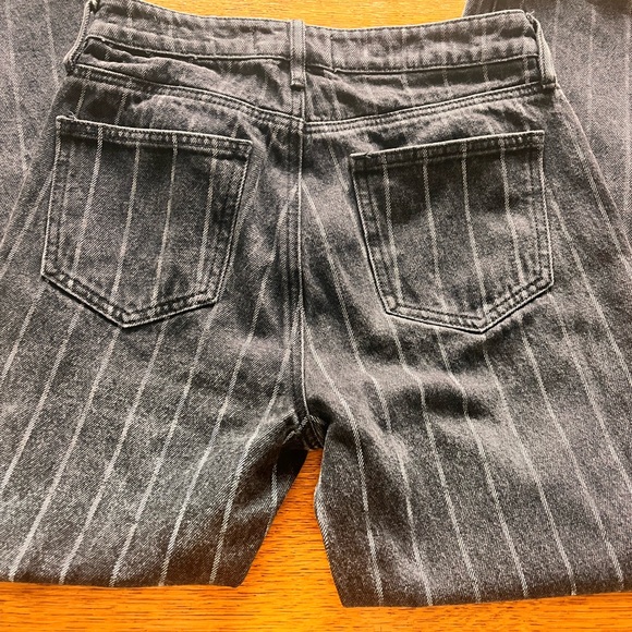 Black mom jeans with white stripes.  PAC SUN 25 mom jean denim striped goth punk - Picture 5 of 6